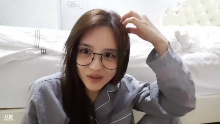 -胖胖C直播抖胸视频