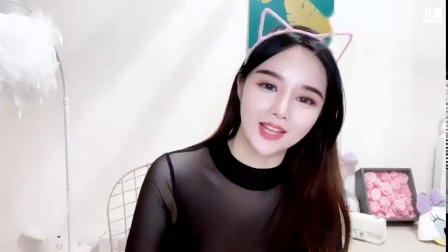 粉色小懒懒-直播走光视频