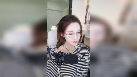 白猫姐姐-直播抖臀抖胸热舞